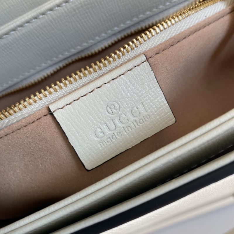 Gvc*1 horsebit bags